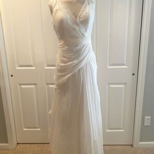 Ivory wedding dress